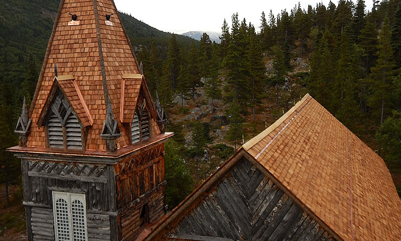 Fire-retardant treated cedar shake roof